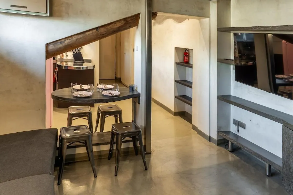 Brera District -Haven In The Heart Of Design Apartment Milan